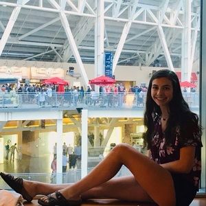 Meet your Posher, Tera